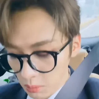 🤩