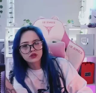 😬