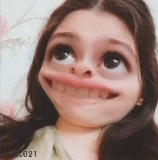 😾