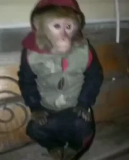 😐