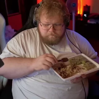 😳