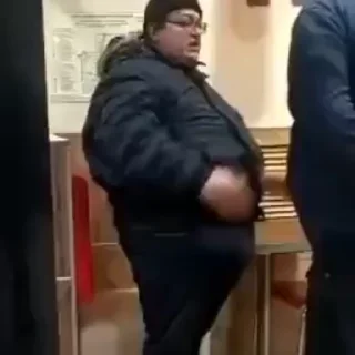 😔