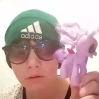 😂