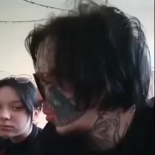 🕺