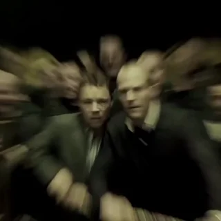 😣