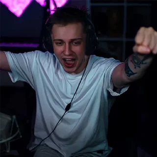 👊