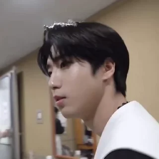 😝