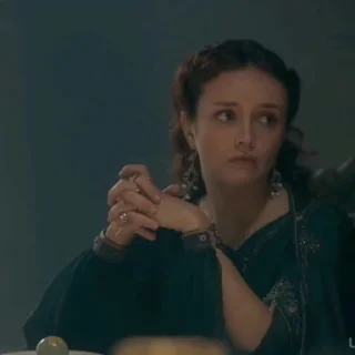 😑