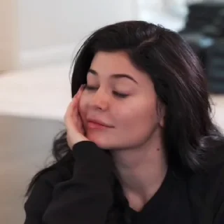 😐