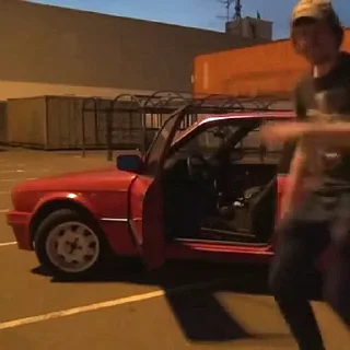 🕺