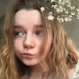😗