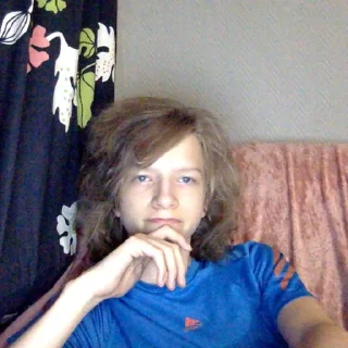 😐
