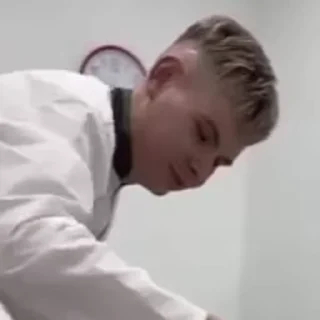 😉
