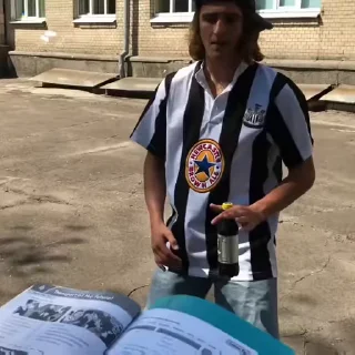 ✊