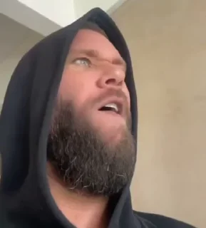 😂
