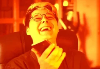 😂