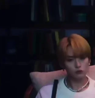😮