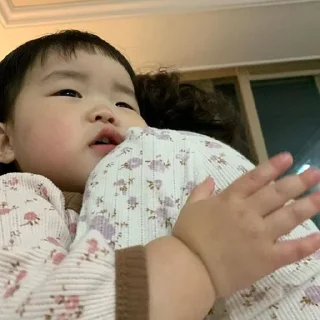 🤗