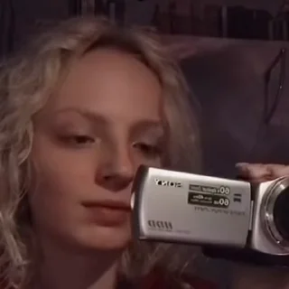😶