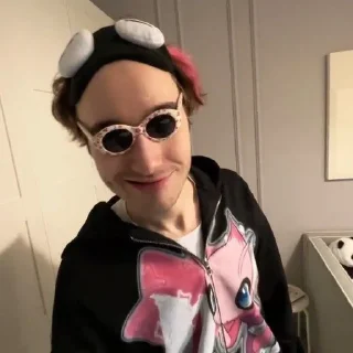 😎