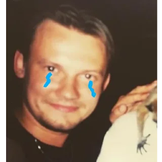😢