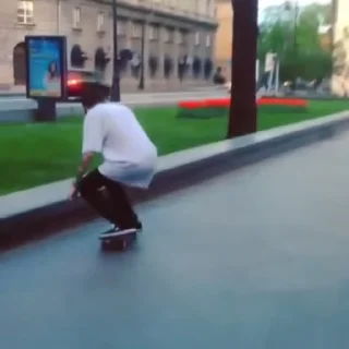 🛹