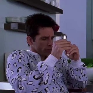 😐