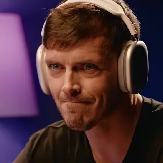 😐