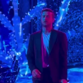 🕺