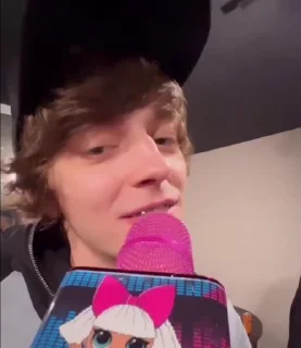 😏