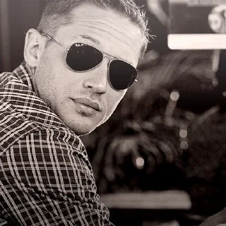 😎