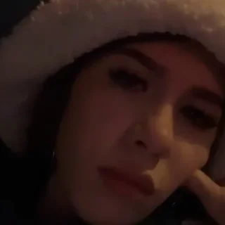 😞