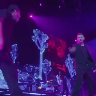 🤛