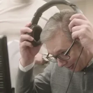 🤠