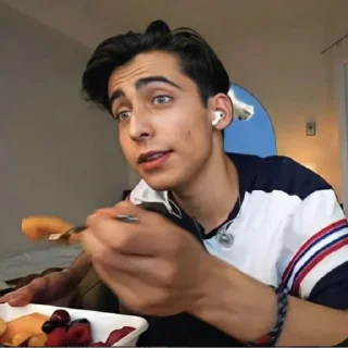 😊