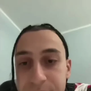 😳