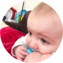 👶