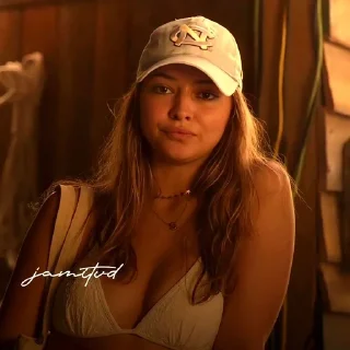 𝐬𝐚𝐫𝐚𝐡 - @jamitvd :: @fStikBot