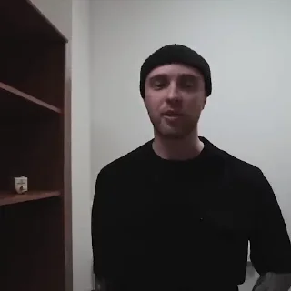 😎