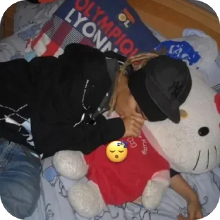 😴