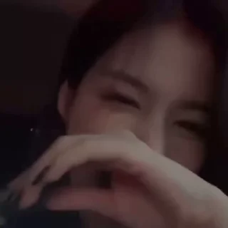 👀