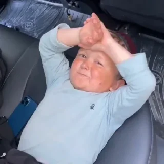 😜