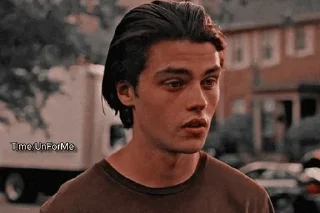 📓