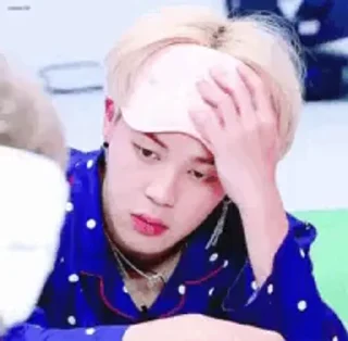 😴
