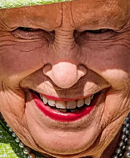 😈