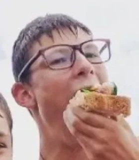 😧