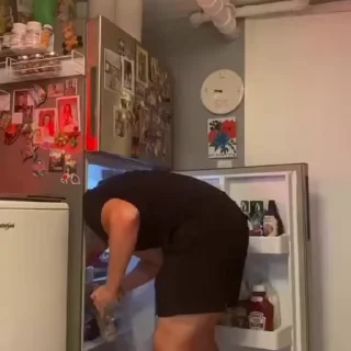 🤨