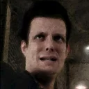 😨