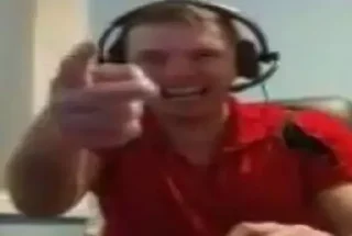 😂