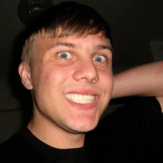 😁